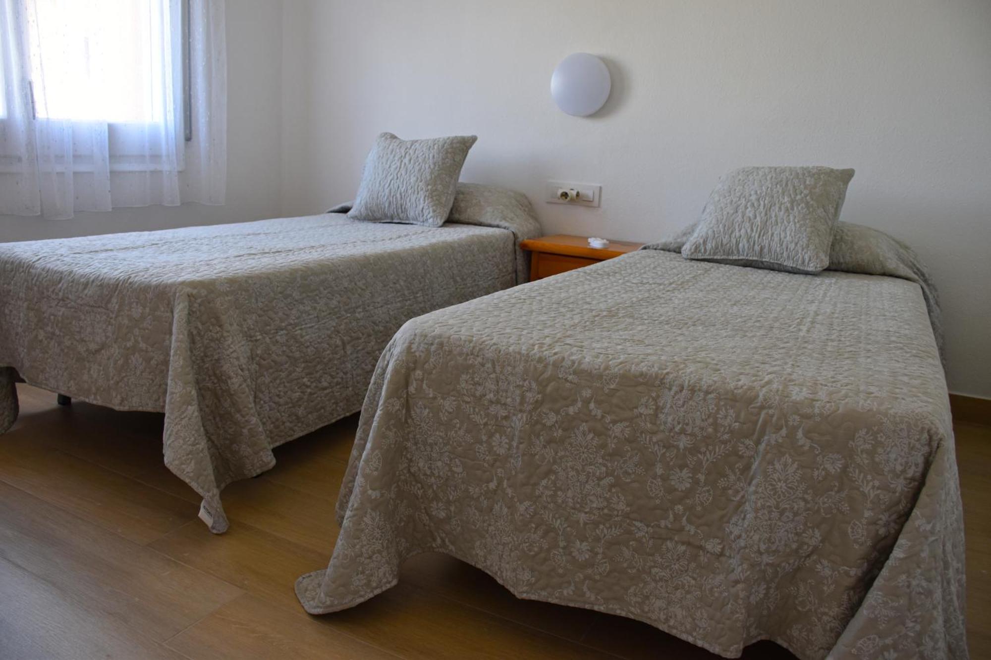 Apartamentos Les Palmeres プラヤ・デアロ エクステリア 写真