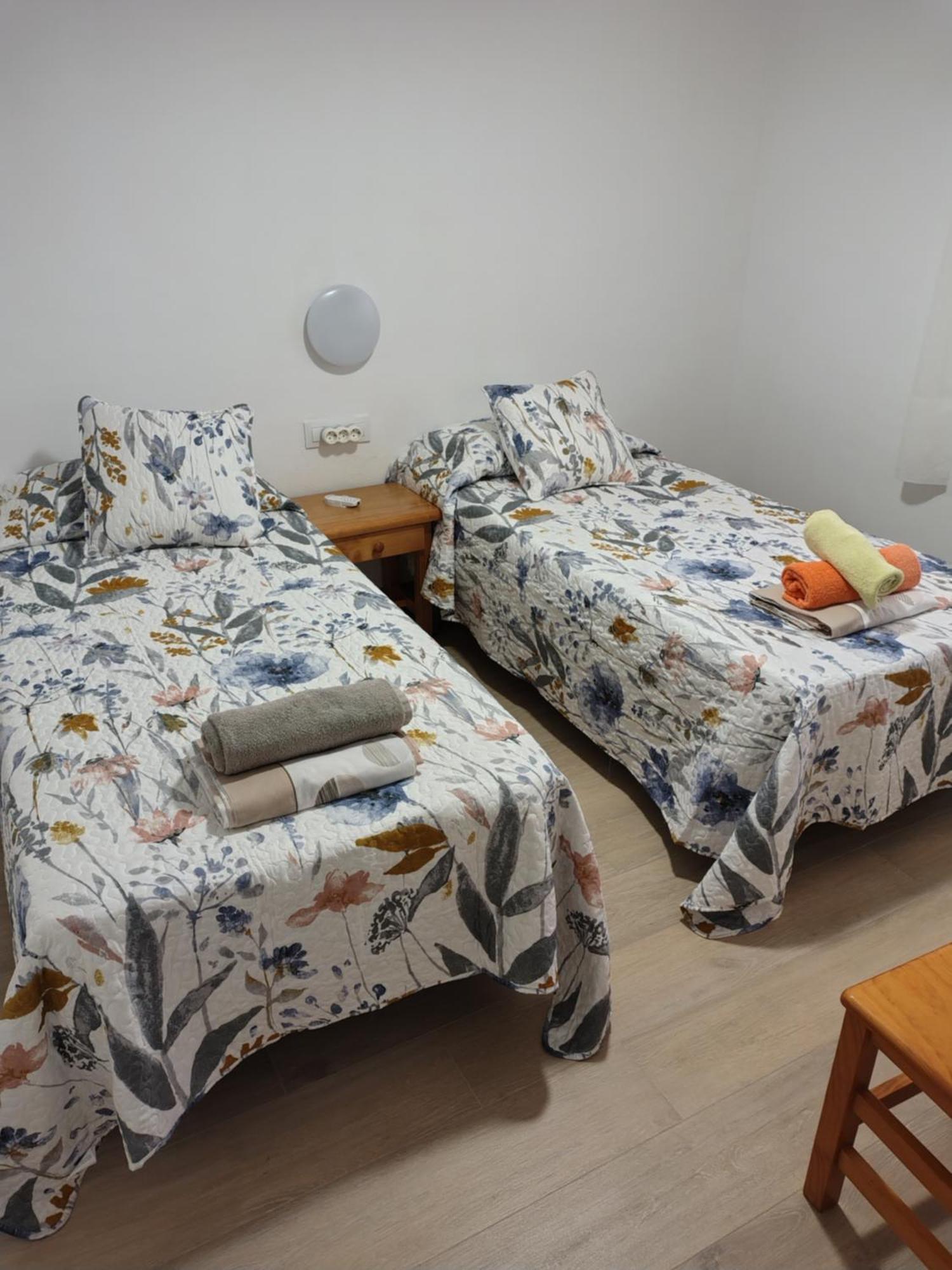 Apartamentos Les Palmeres プラヤ・デアロ エクステリア 写真