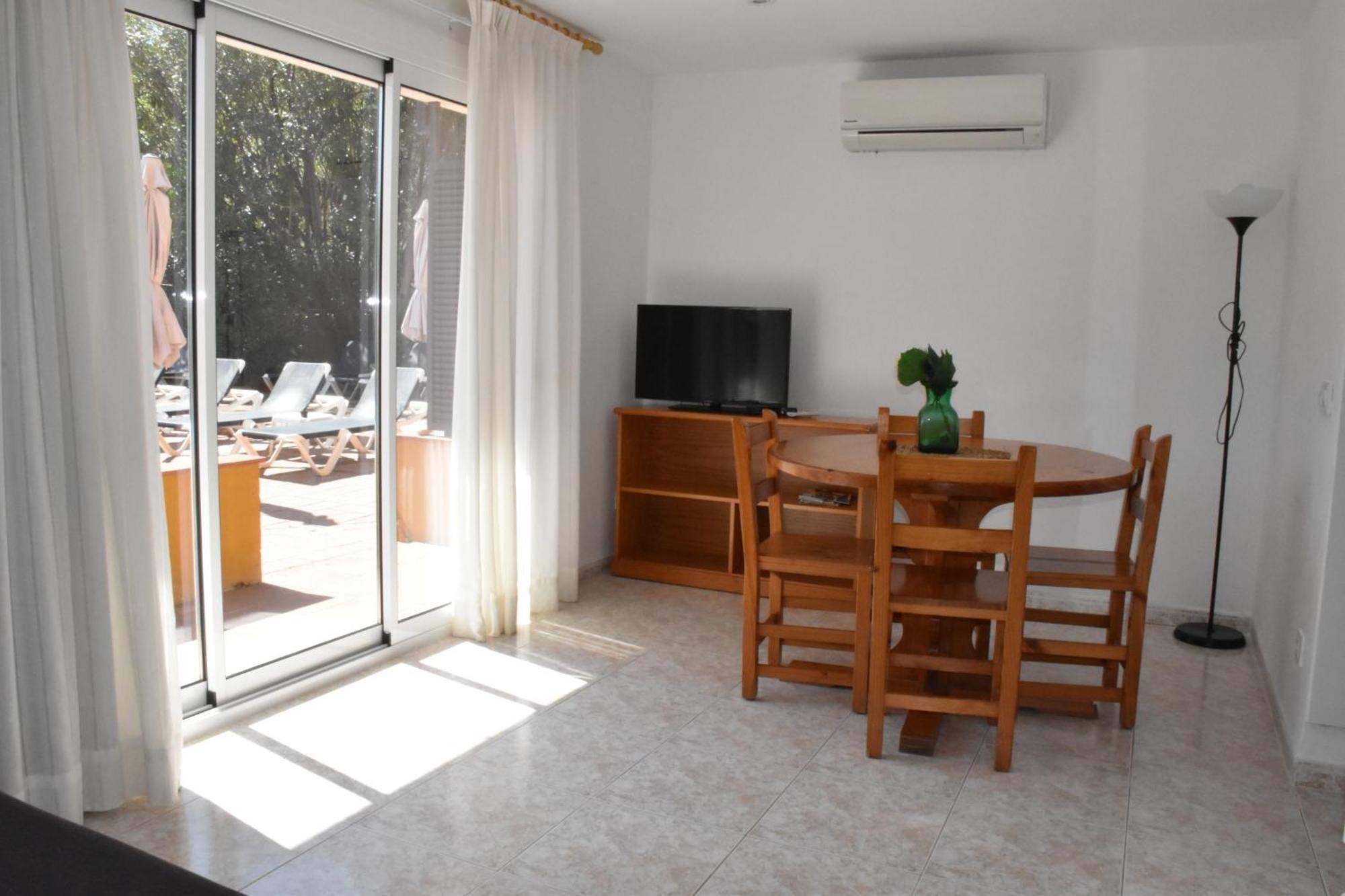 Apartamentos Les Palmeres プラヤ・デアロ エクステリア 写真