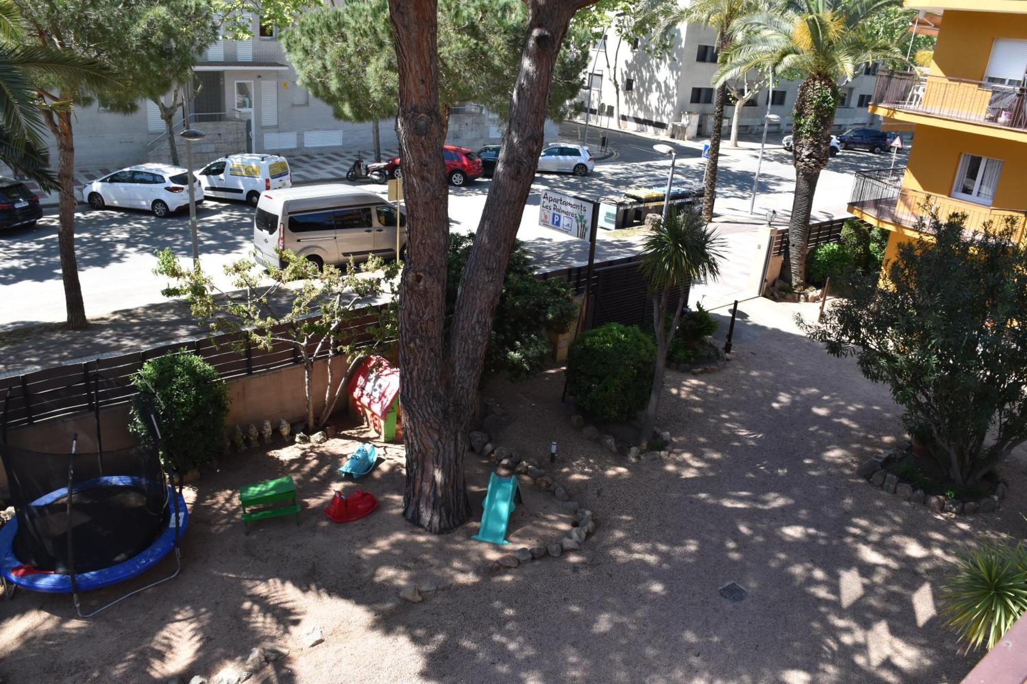 Apartamentos Les Palmeres プラヤ・デアロ エクステリア 写真